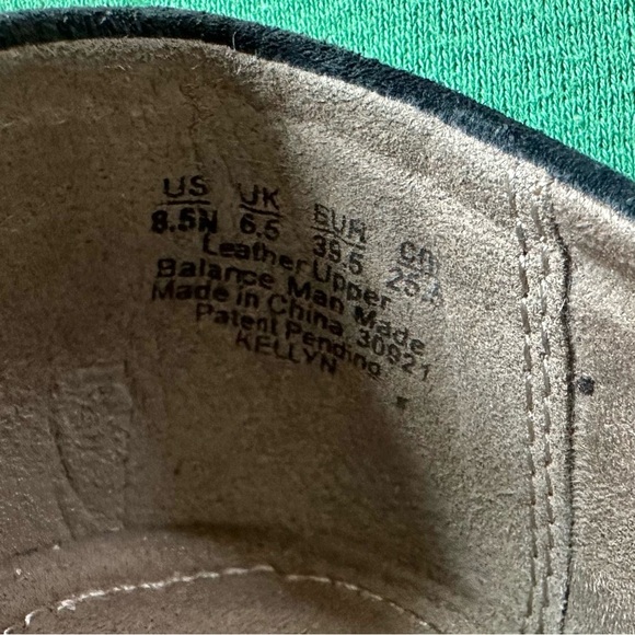 Naturalizer N5 Comfort Navy Blue Suede Loafers - Picture 8 of 8